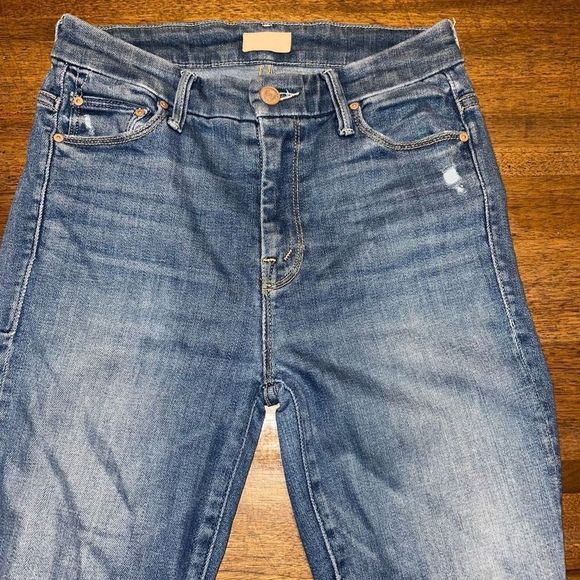 Mother High Waisted Looker Ankle Fray Jeans - Picture 4 of 8
